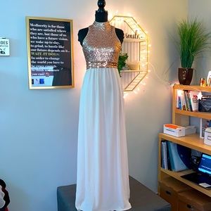 🤍 FOREVER 21 | Sequined Chiffon Maxi Dress Size S